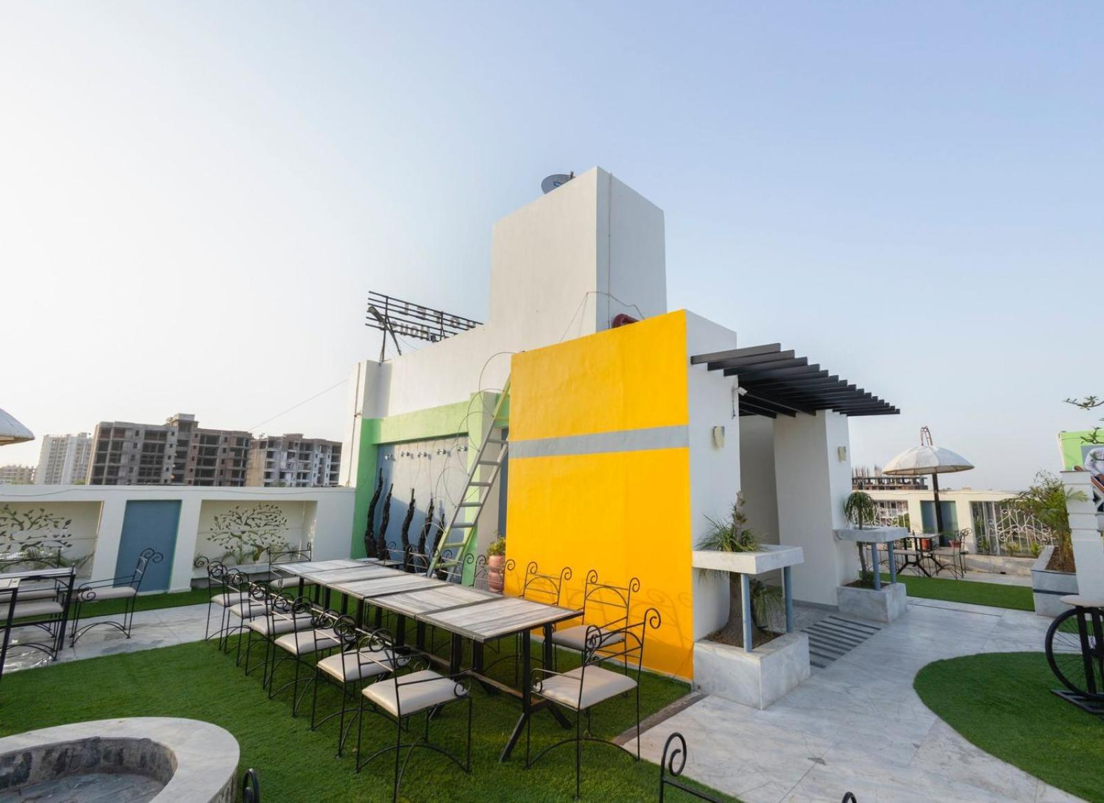 Hotel Sahibs The Lighthouse Agra  Exterior foto