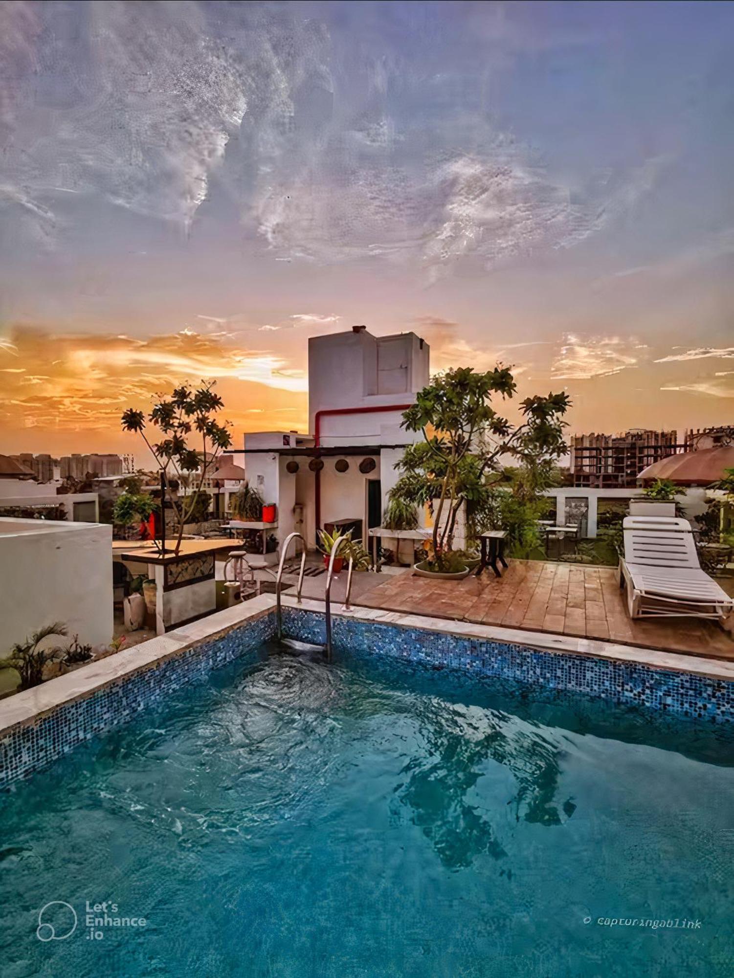 Hotel Sahibs The Lighthouse Agra  Exterior foto